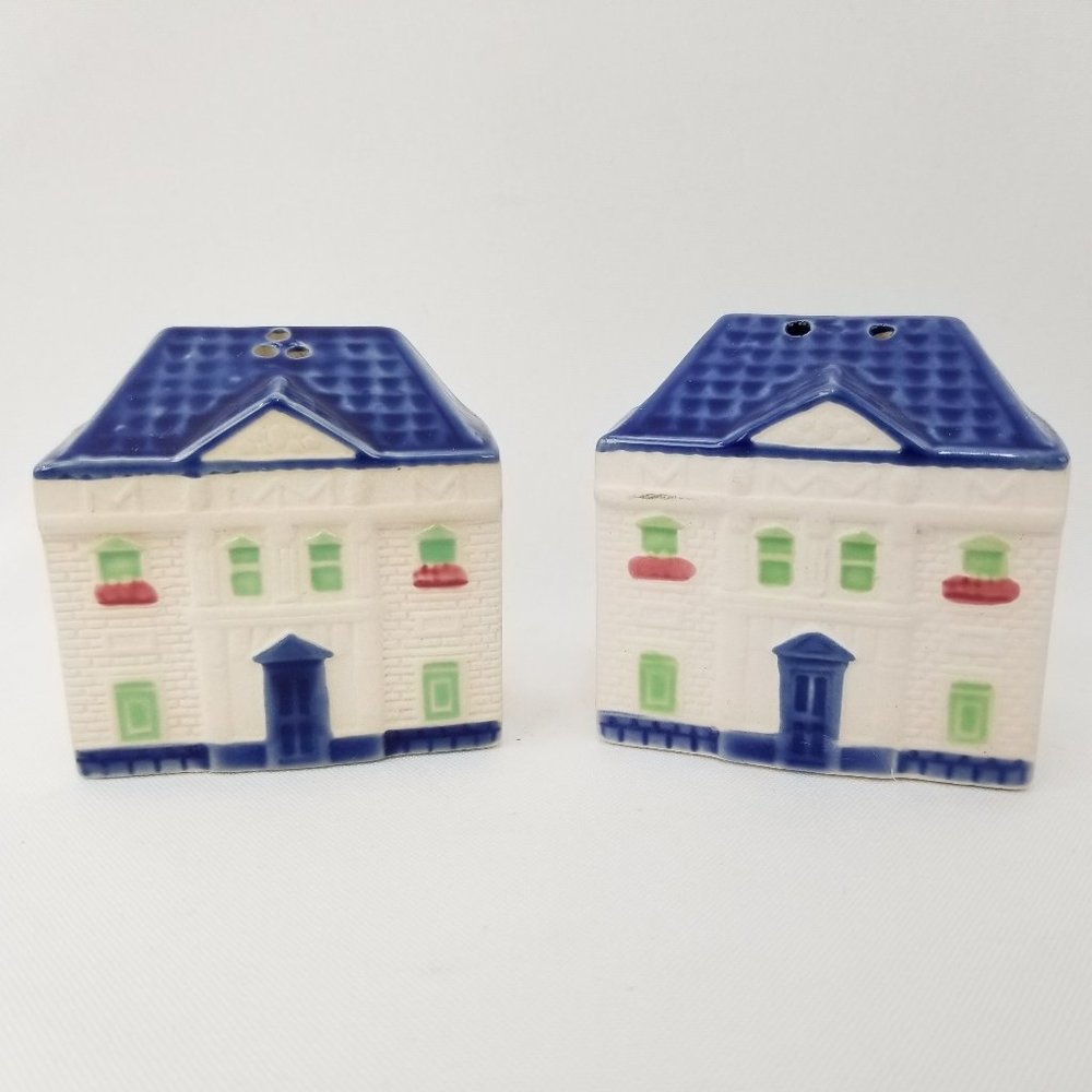 Vintage Town City Hall Courthouse Building Salt & Pepper Shakers Stand Up / Lay